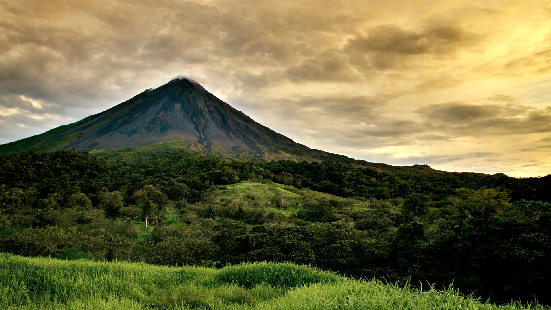 Costa Rica_Arenal Vulkan_volcano