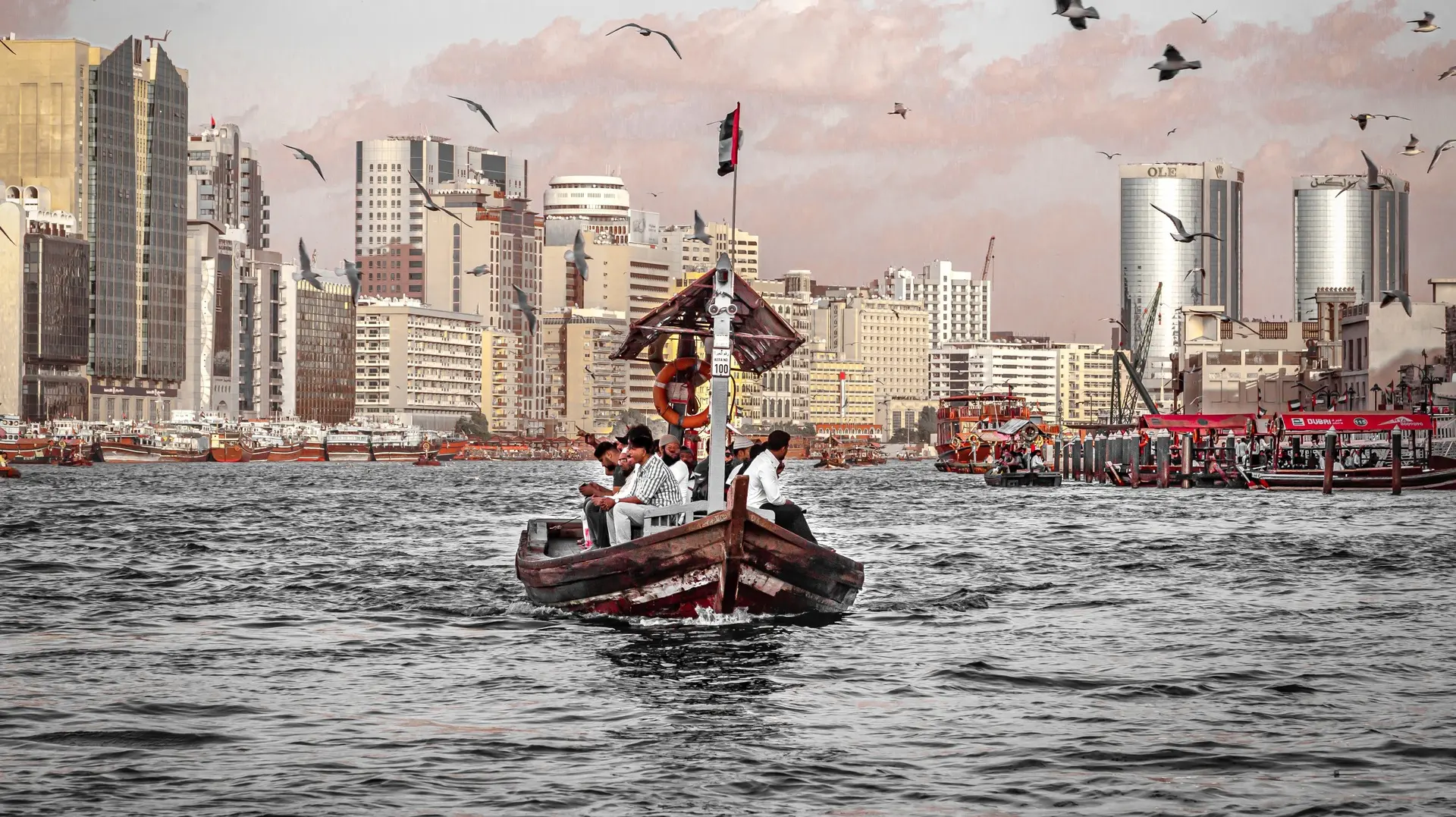 Dubai_water-taxi