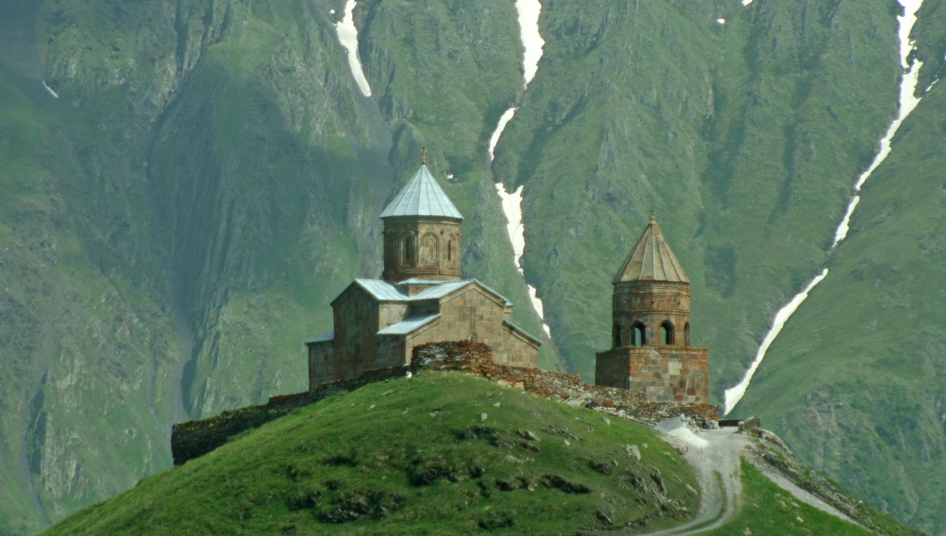 Georgien_Kasbek_Gergeti Dreifaltigkeitskirche