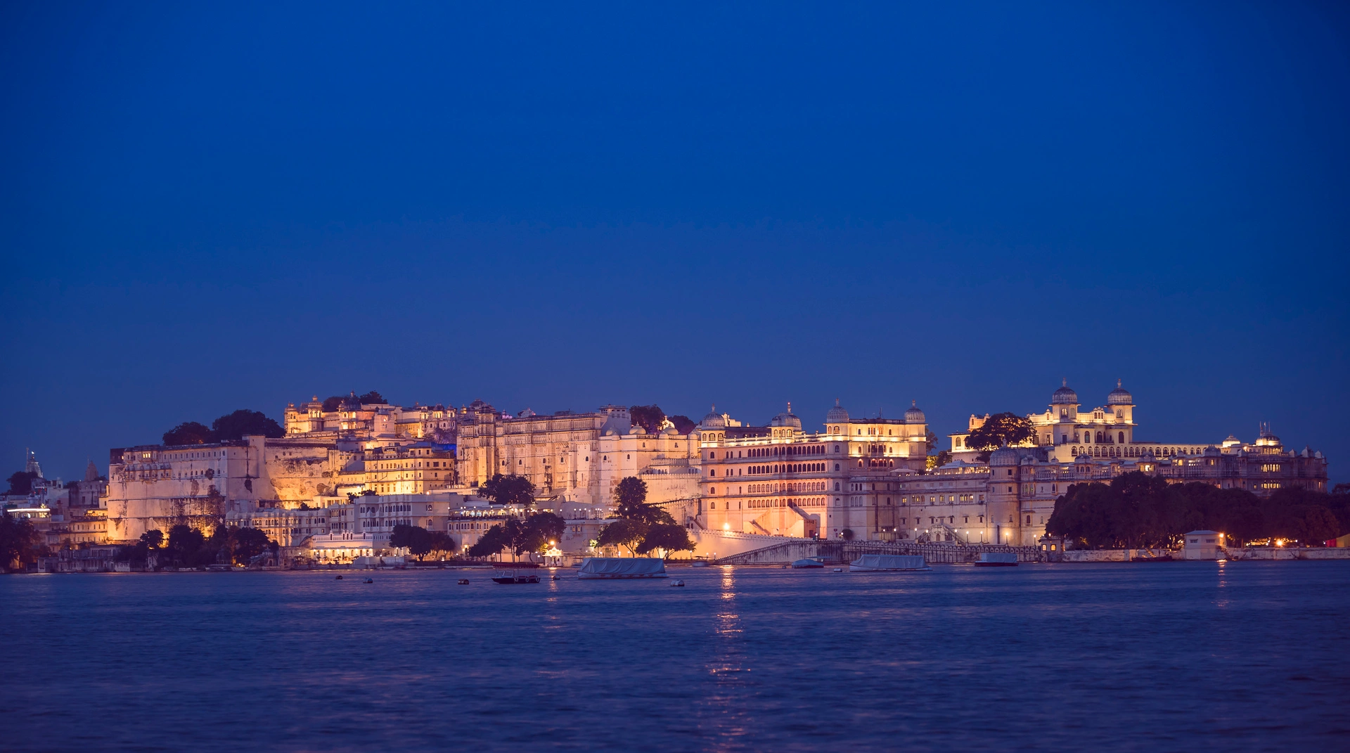 Indien_Udaipur_City-Palace