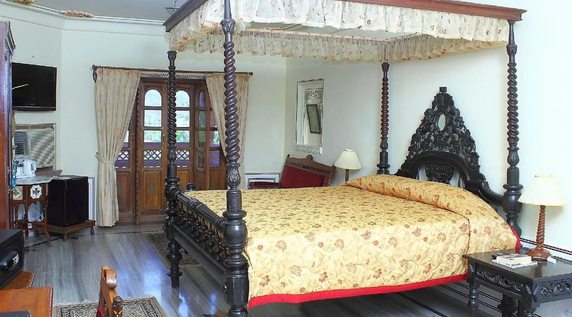 Jagat-Palace-Pushkar_Room