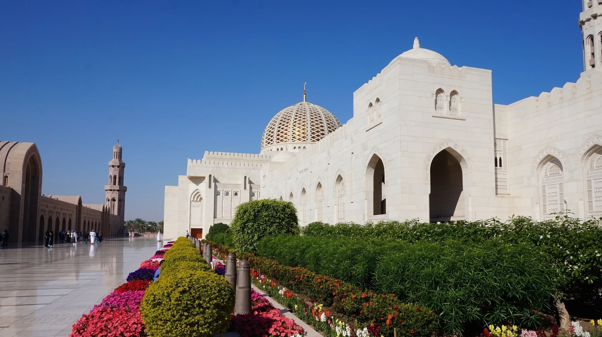 Oman_Muscat_Sultan-Qaboos-Grand-Mosque_Moschee