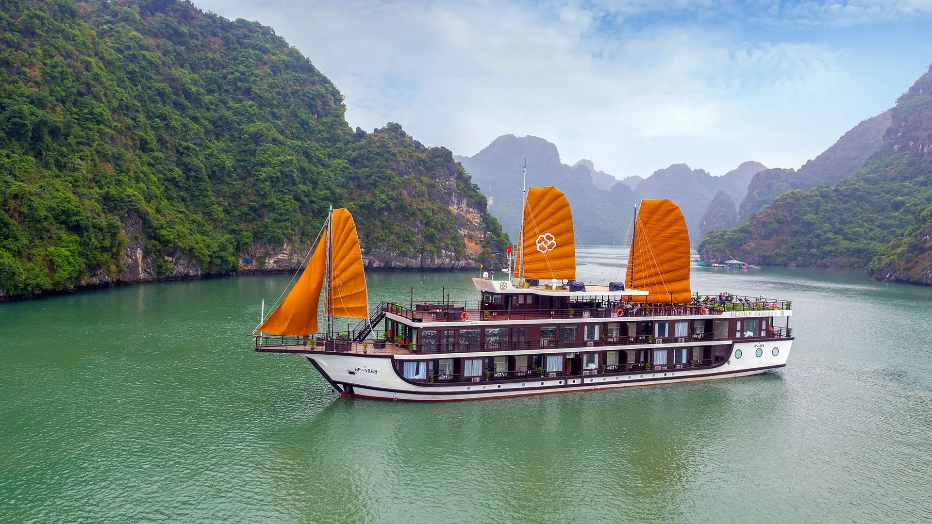 Peony-Cruises_Schiff.