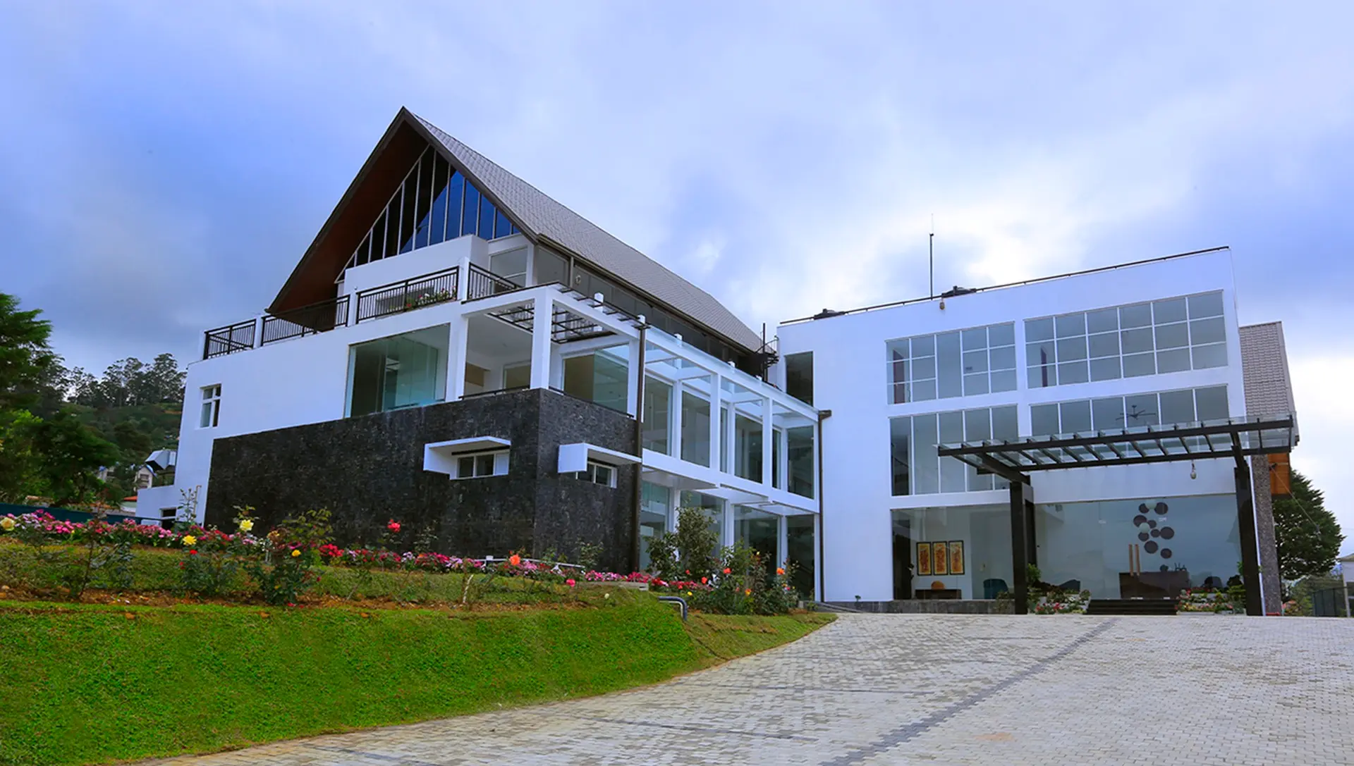 Ripon-Grand-Hill-Nuwara-Eliya