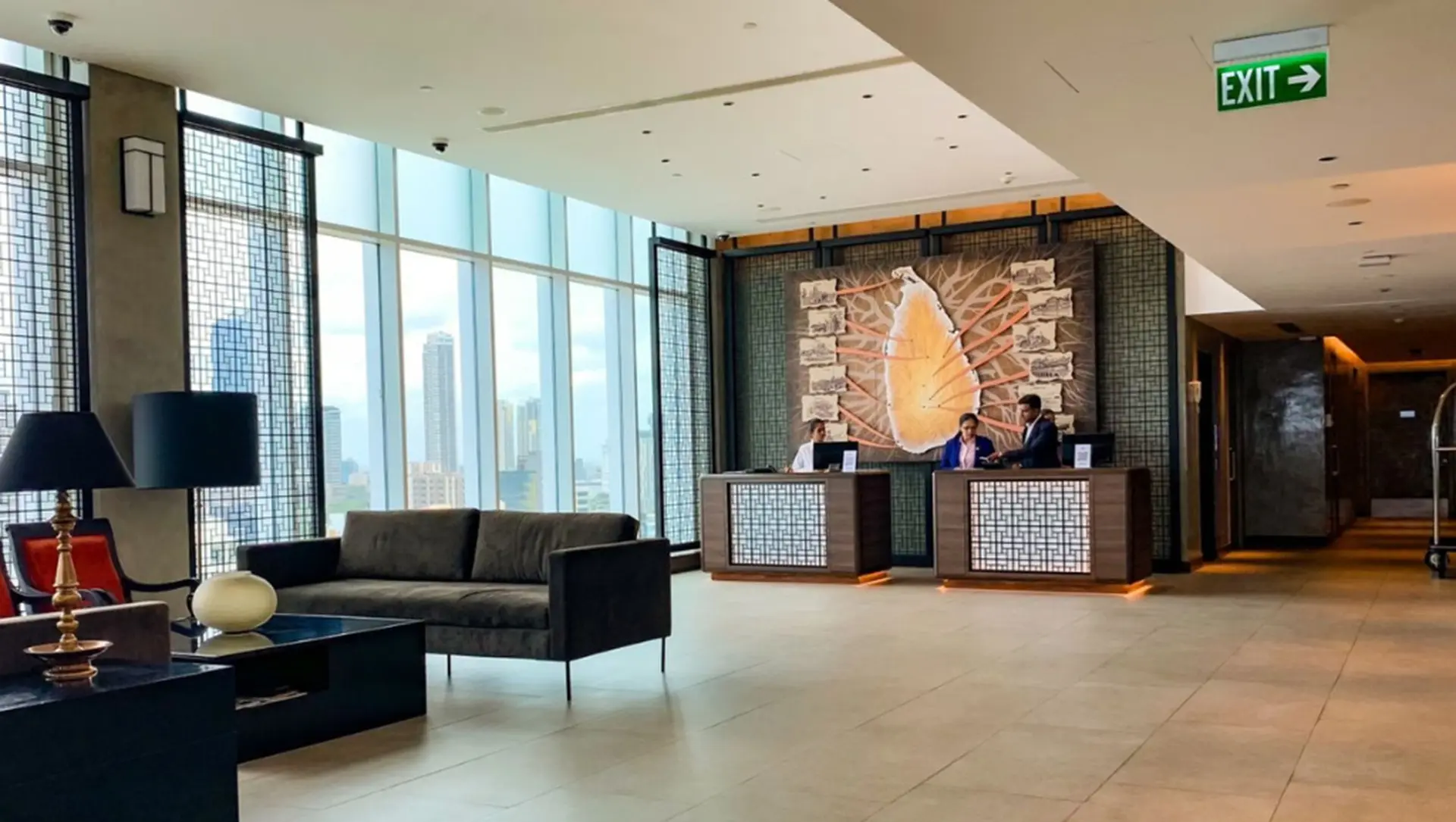 Sofia-Colombo-City-Hotel_Rezeption